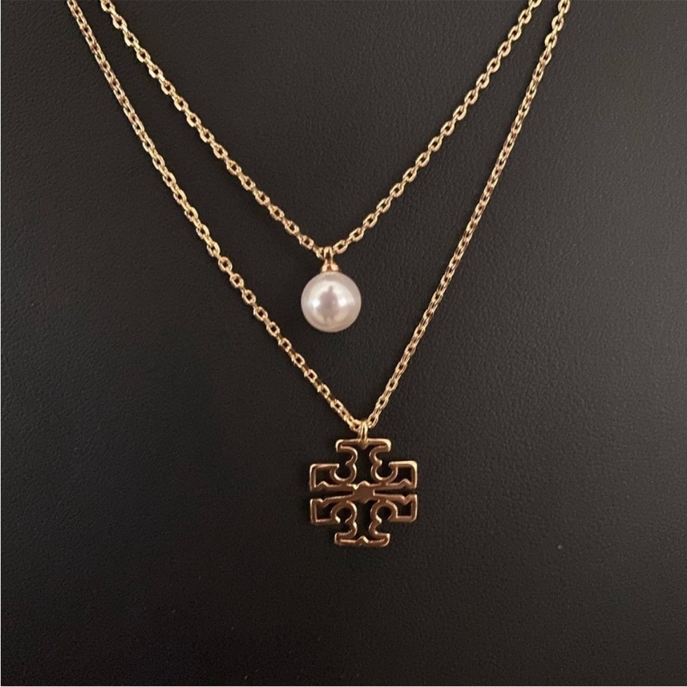 NWT Tory Burch Britten Layered Pendant Necklace